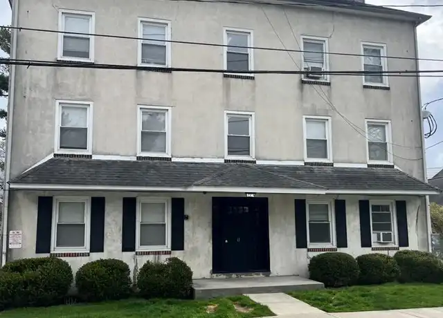 Property at 11 New St Unit 4, Newark, DE, 19711, 3 beds, 2 baths, [object Object]