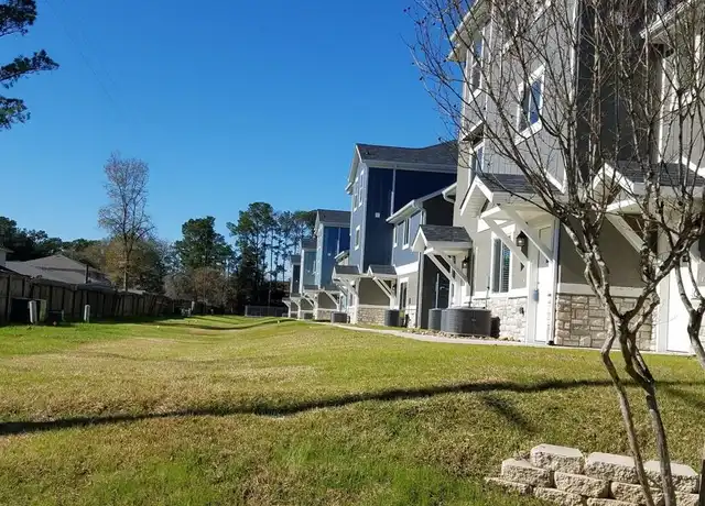 Property at 10535 Mills Rd Unit 8D, Houston, TX, 77070, 3 beds, 2.5 baths, [object Object]