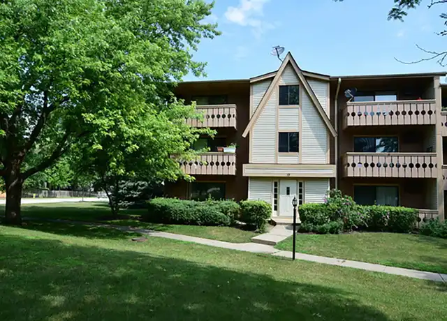 Property at 19 Parkside Ct #9, Vernon Hills, IL, 60061, 2 beds, 1.5 baths, [object Object]