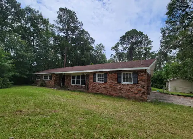 Property at 114 S Edgewood Dr, Statesboro, GA, 30458, 4 beds, 2 baths, [object Object]