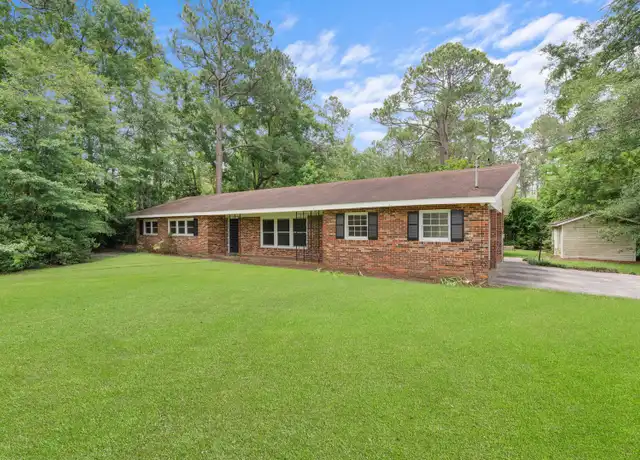 Property at 114 S Edgewood Dr, Statesboro, GA, 30458, 4 beds, 2 baths, [object Object]
