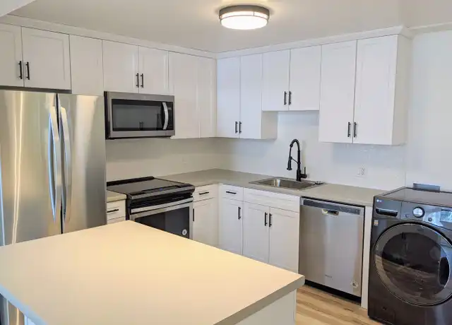 Property at 1640 S 1000 E Unit D, Salt Lake City, UT, 84105, 2 beds, 1 bath, [object Object]