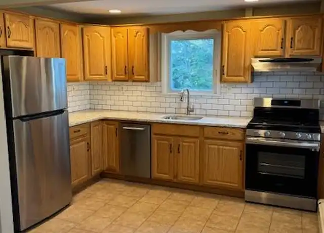 Property at 124 Shields Ave, Williston Park, NY, 11596, 2 beds, 1 bath, [object Object]