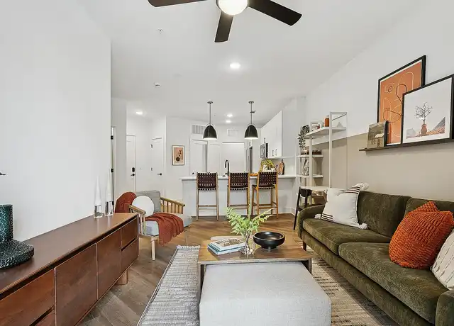 Property at The Kingsman - 4720 Nations Crossing Rd, Charlotte, NC, 28217, 1 bed, 1 bath, [object Object]