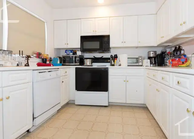 Property at 10 Glencoe St, Boston, MA, 02135, 3 beds, 2 baths, [object Object]