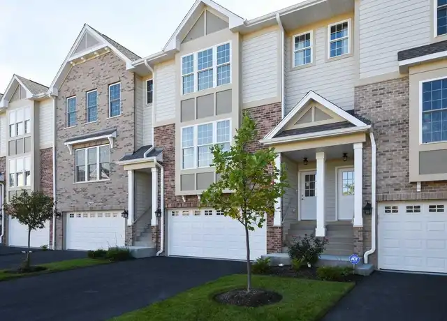 Property at 2601 Chelsey St Unit Main, Buffalo Grove, IL, 60089, 3 beds, 3 baths, [object Object]