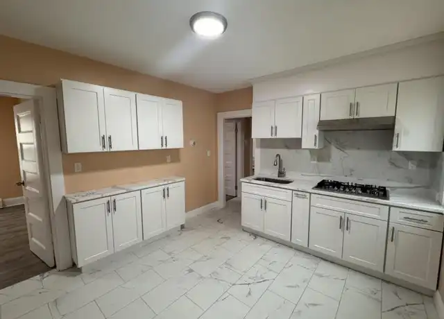 Property at 22 W Squantum St, Quincy, MA, 02171, 2 beds, 1 bath, [object Object]