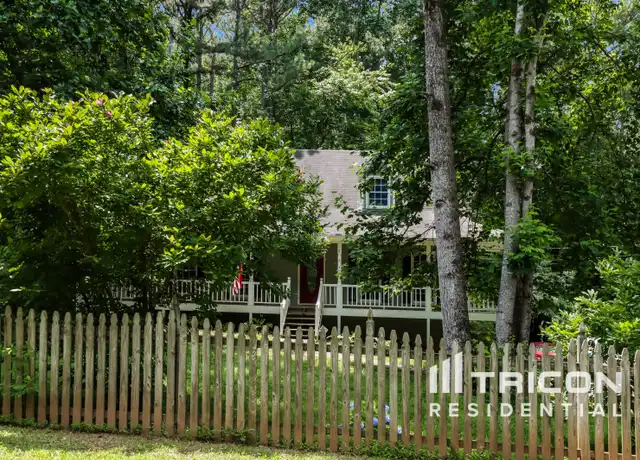 Property at 623 Cedarcrest Rd, Dallas, GA, 30132, 3 beds, 2 baths, [object Object]