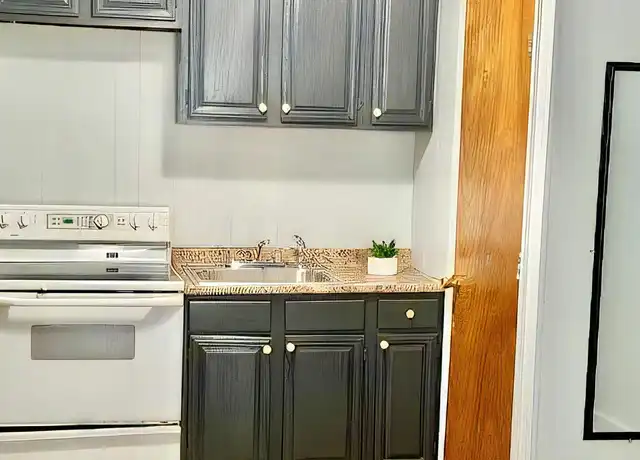 Property at 12 Marshall St Unit 1, Troy, NY, 12180, 2 beds, 1 bath, [object Object]