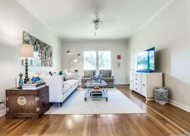Property at 503 E Olmos Dr, San Antonio, TX, 78212, 2 beds, 1 bath, [object Object]