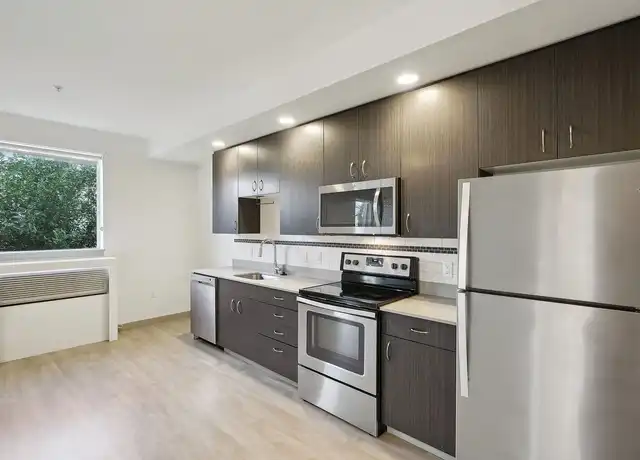 Property at 30k Apartments - 3011 NE Killingsworth St, Portland, OR, 97211, 0 beds, 1 bath, Contact for Price