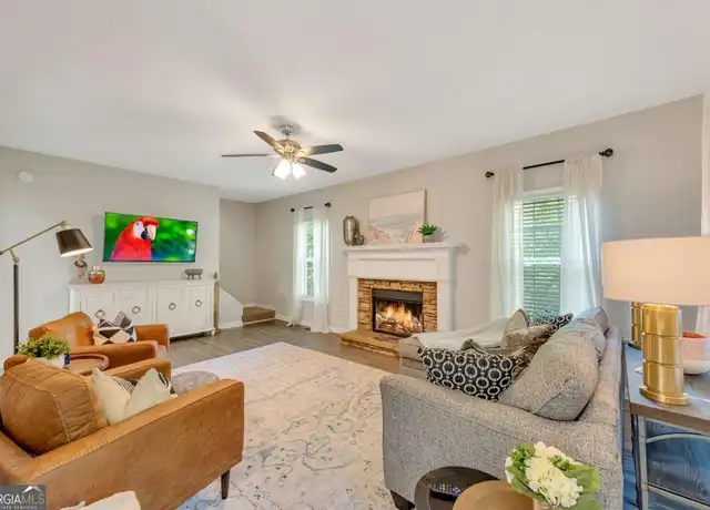 Property at 19 Moonlight Drs SE, Acworth, GA, 30102, 3 beds, 2.5 baths, [object Object]