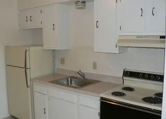 Property at 3515 Lemay Ferry Rd Unit 3719-2, St. Louis, MO, 63125, 1 bed, 1 bath, [object Object]