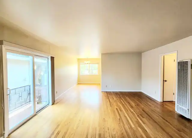 Property at 322 College Ave Unit E, Palo Alto, CA, 94306, 2 beds, 1 bath, [object Object]