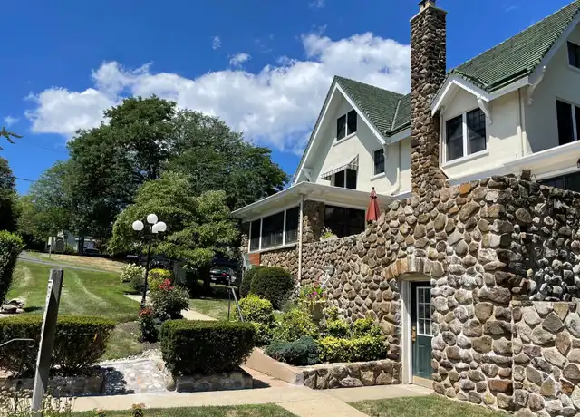 Property at 139 S Broadway Unit 13, Nyack, NY, 10960, 2 beds, 2 baths, [object Object]