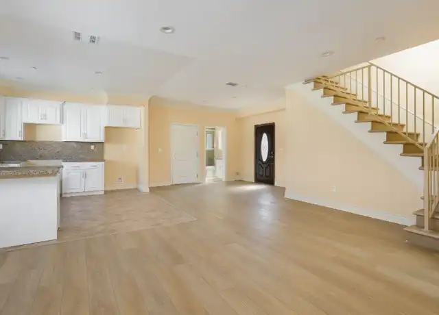 Property at 4952 W 112th St #5, Inglewood, CA, 90304, 4 beds, 4 baths, [object Object]