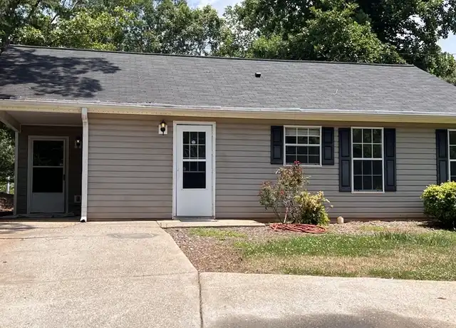 Property at 9040 Century Trl, Gainesville, GA, 30506, 2 beds, 2 baths, [object Object]