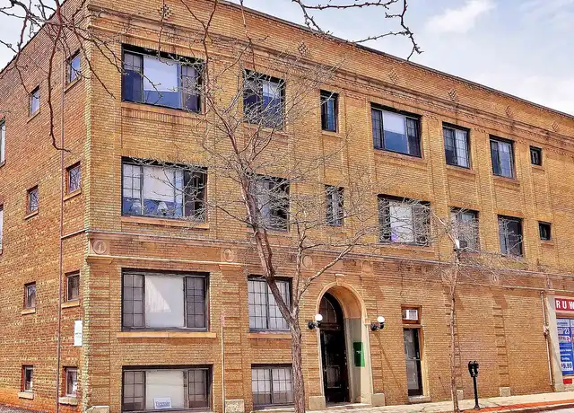 Property at 2006 Waterbury Rd, Lakewood, OH, 44107, 1 bed, 1 bath, [object Object]