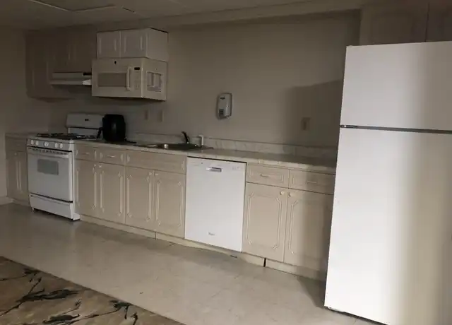 Property at 22 Chestnut Pl Unit M4, Brookline, MA, 02445, 1 bed, 1 bath, [object Object]