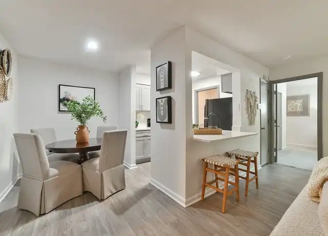 Property at 1900 Rosemont Pkwy, Roswell, GA, 30076, 1-2 bed, 1-2 bath, [object Object]
