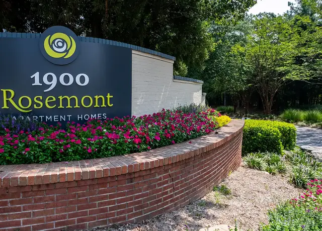 Photo of 1900 Rosemont Pkwy, Roswell, GA 30076