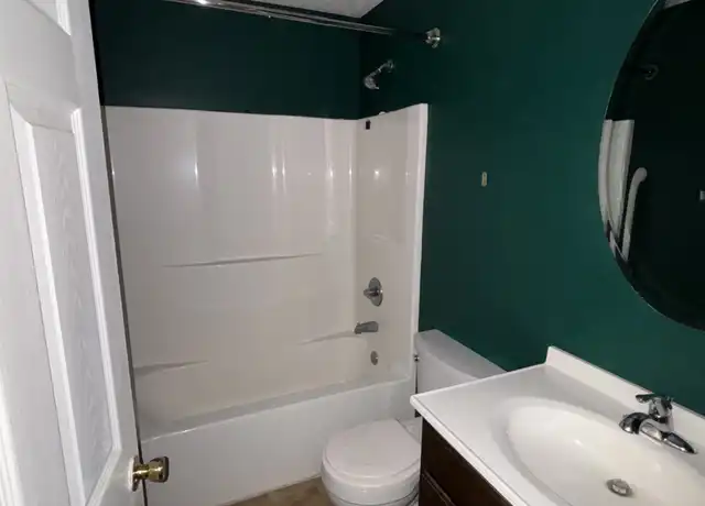 Property at 252 Elkin Cir, Waynesboro, VA, 22980, 3 beds, 1.5 baths, [object Object]