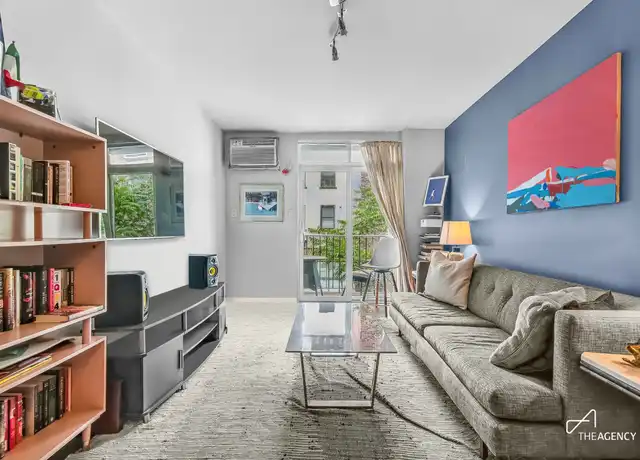 Property at 244 W 21st St Unit 2B, New York, NY, 10011, 1 bed, 1 bath, [object Object]