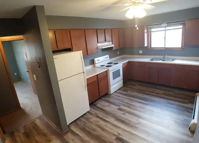 Property at 1208 3rd Ave NE Unit LO3rd-203, Owatonna, MN, 55060, 2 beds, 1 bath, [object Object]