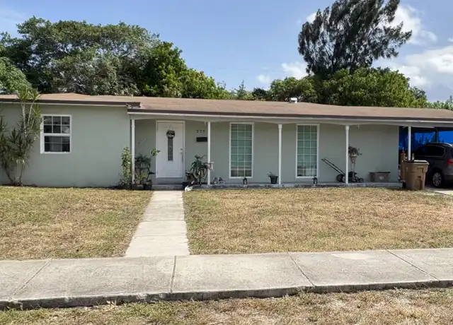 Property at 272 NE 42nd St, Deerfield Beach, FL, 33064, 3 beds, 2 baths, [object Object]