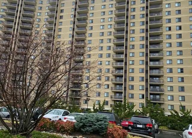 Property at 307 Yoakum Pkwy #1816, Alexandria, VA, 22304, 1 bed, 1 bath, [object Object]
