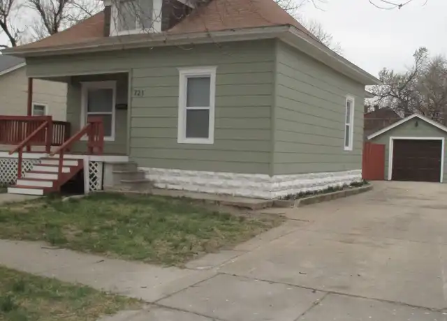Property at 721 S Everett St, Wichita, KS, 67213, 3 beds, 2 baths, [object Object]