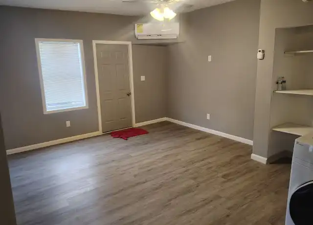 Property at 609 E Mulberry St, Kokomo, IN, 46901, 1 bed, 1 bath, [object Object]