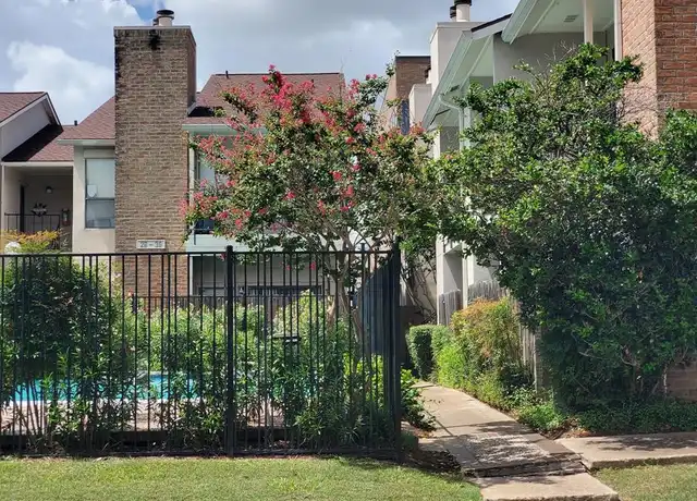 Property at 1818 Augusta Dr #29, Houston, TX, 77057, 2 beds, 2 baths, [object Object]