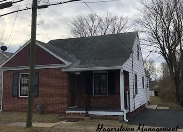 Property at 215 E Baltimore St, Hagerstown, MD, 21740, 4 beds, 1.5 baths, [object Object]