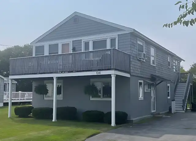 Property at 104 Kings Hwy Unit Up, Hampton, NH, 03842, 2 beds, 1 bath, [object Object]