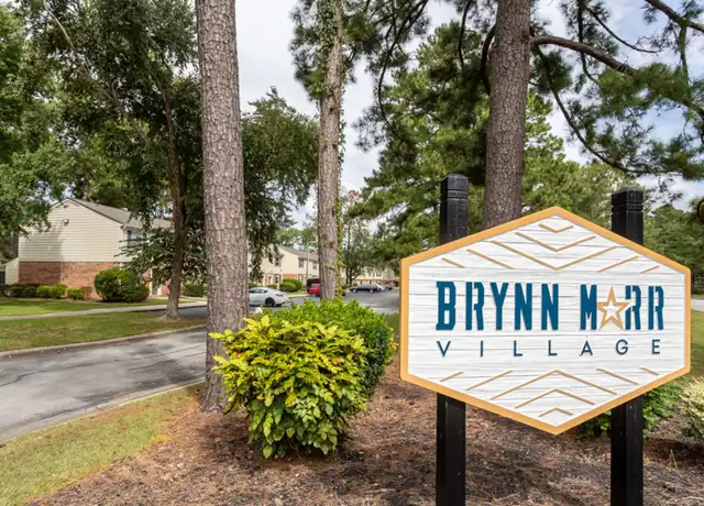 Property at 301 Village Dr Unit G4, Jacksonville, NC, 28546, 3 beds, 1.5 baths, [object Object]