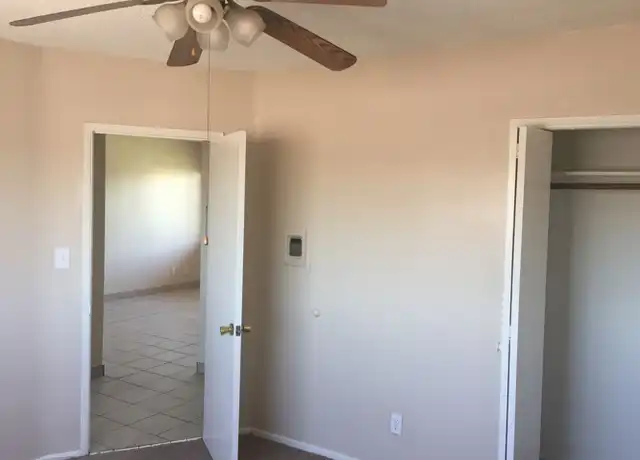 Property at 8648 Mountain View Ave, South Gate, CA, 90280, 2 beds, 1 bath, [object Object]