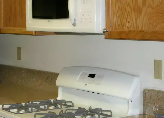 Property at 795 Minor St Unit A, San Jacinto, CA, 92583, 2 beds, 1 bath, [object Object]