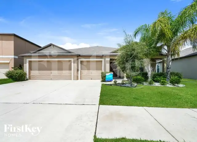 Property at 9747 Sage Creek Dr, Sun City Center, FL, 33573, 4 beds, 2 baths, [object Object]