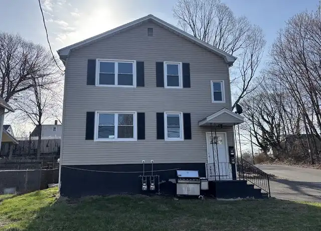 Property at 196 Goddard Ave Unit 198, Bridgeport, CT, 06610, 3 beds, 1 bath, [object Object]