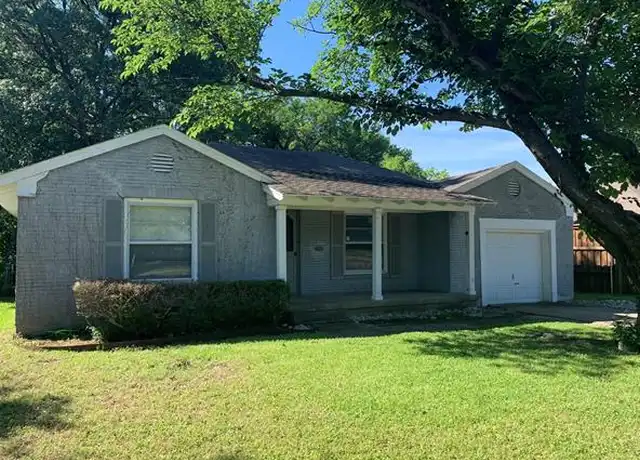 Property at 6902 E Mockingbird Ln, Dallas, TX, 75214, 3 beds, 1.5 baths, [object Object]