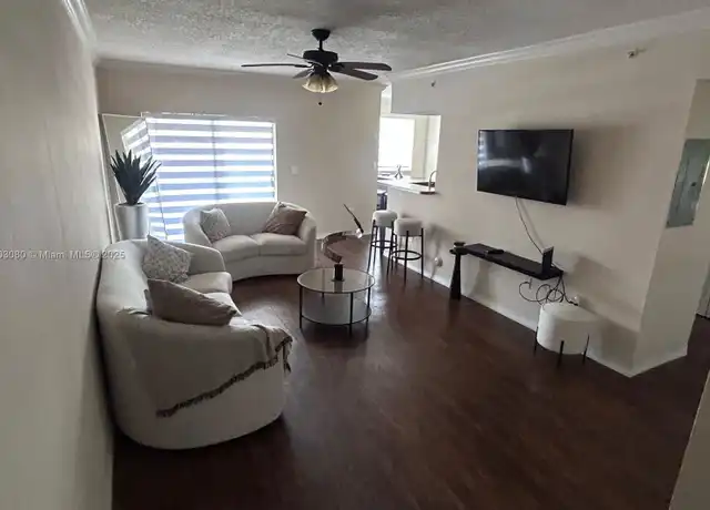 Property at 11631 SW 2nd St #20101, Pembroke Pines, FL, 33025, 2 beds, 2 baths, [object Object]