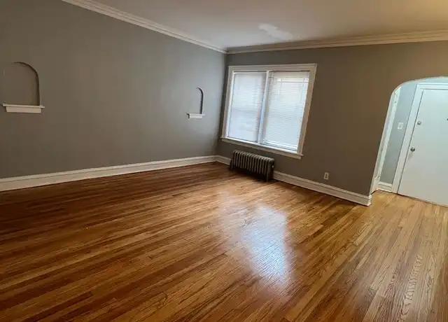 Property at 8004 S Eberhart Ave Unit 8010-2B, Chicago, IL, 60619, 2 beds, 1 bath, [object Object]