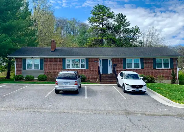 Property at 409 Fairfax Street Access Unit 409 A 01, Radford, VA, 24141, 5 beds, 3 baths, [object Object]