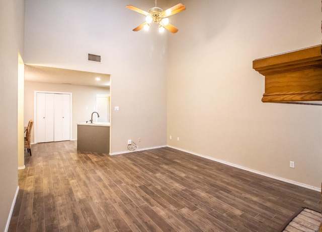 Photo of 5828 Emory St, Lubbock, TX 79416
