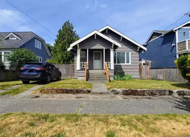 Property at 4017 20th Ave SW, Seattle, WA, 98106, 2 beds, 1 bath, [object Object]
