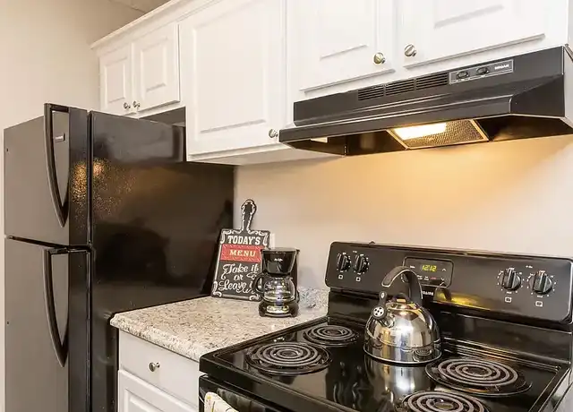 Property at Raintree Apartments - 251 Northpoint Ave, High Point, NC, 27262, 0-2 beds, 1 bath, [object Object]