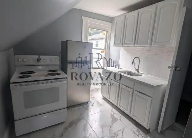 Property at 12 Edmonds Pl Unit 3, Newark, NJ, 07112, 0 beds, 1 bath, [object Object]