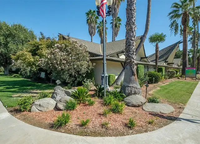 Photo of 4888 N Glenn Ave, Fresno, CA 93704