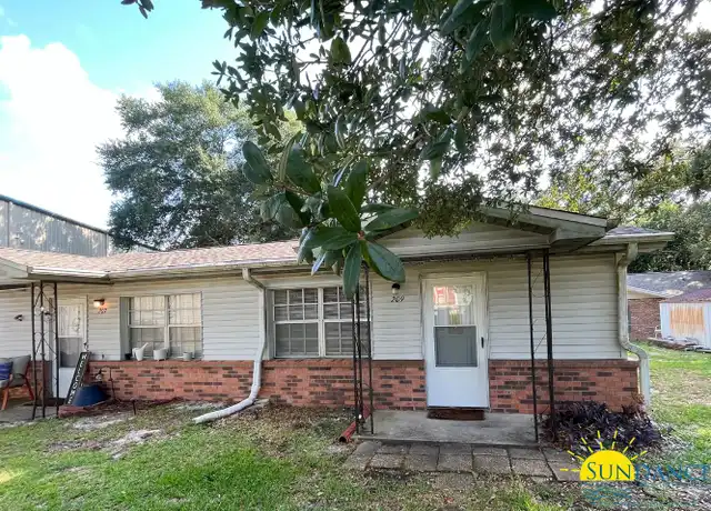 Property at 209 Tamarack Ave, Niceville, FL, 32578, 1 bed, 1 bath, [object Object]